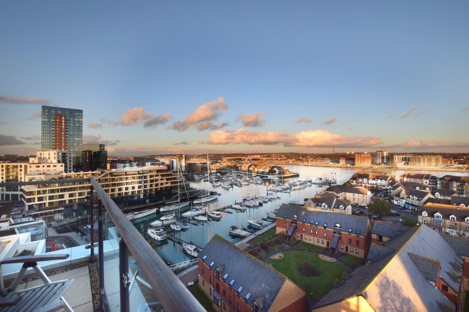 3 bedroom Flat for sale in Sapphire Court, Ocean Way, Ocean Village, Southampton