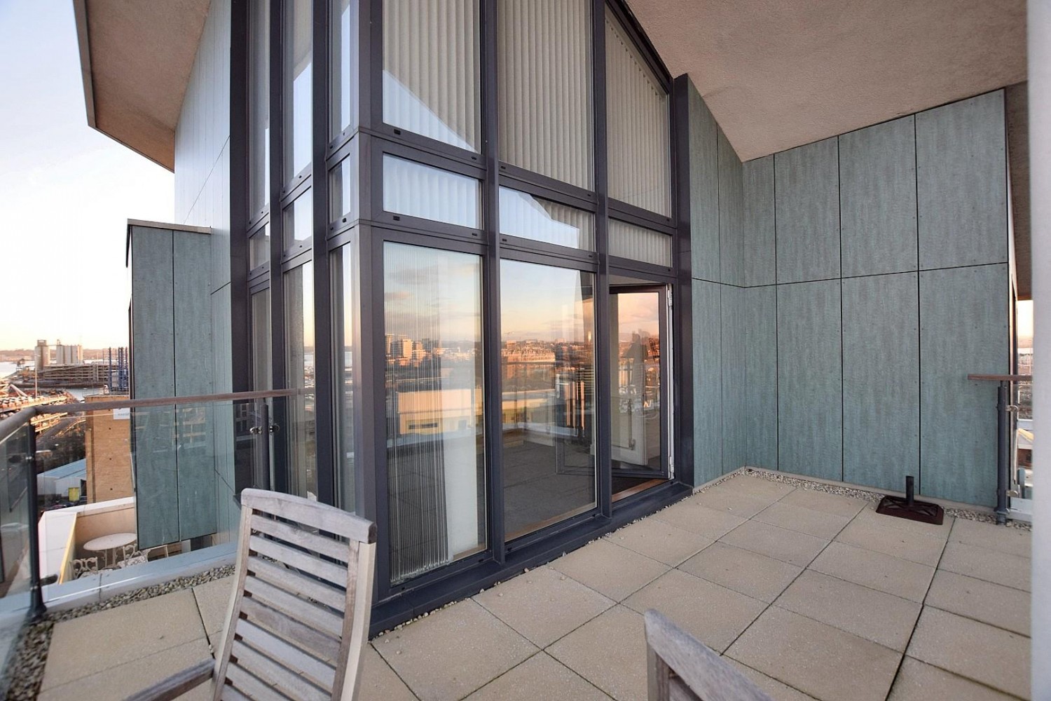 3 bedroom Flat for sale in Sapphire Court, Ocean Way, Ocean Village, Southampton