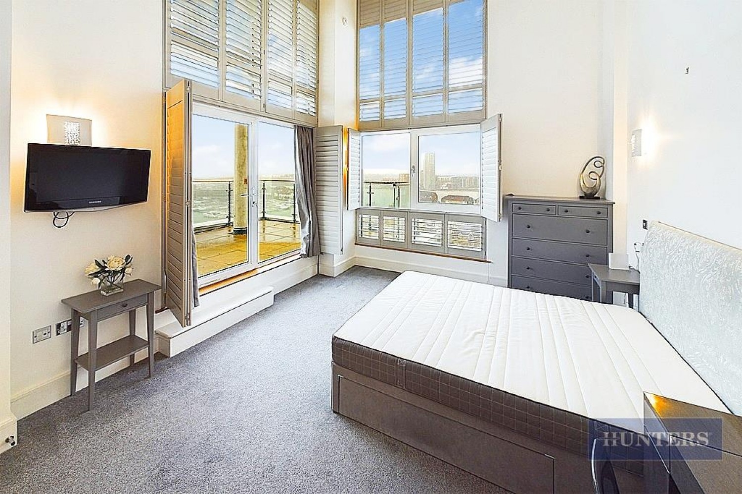 3 bedroom Flat for sale in Sapphire Court, Ocean Way, Ocean Village, Southampton