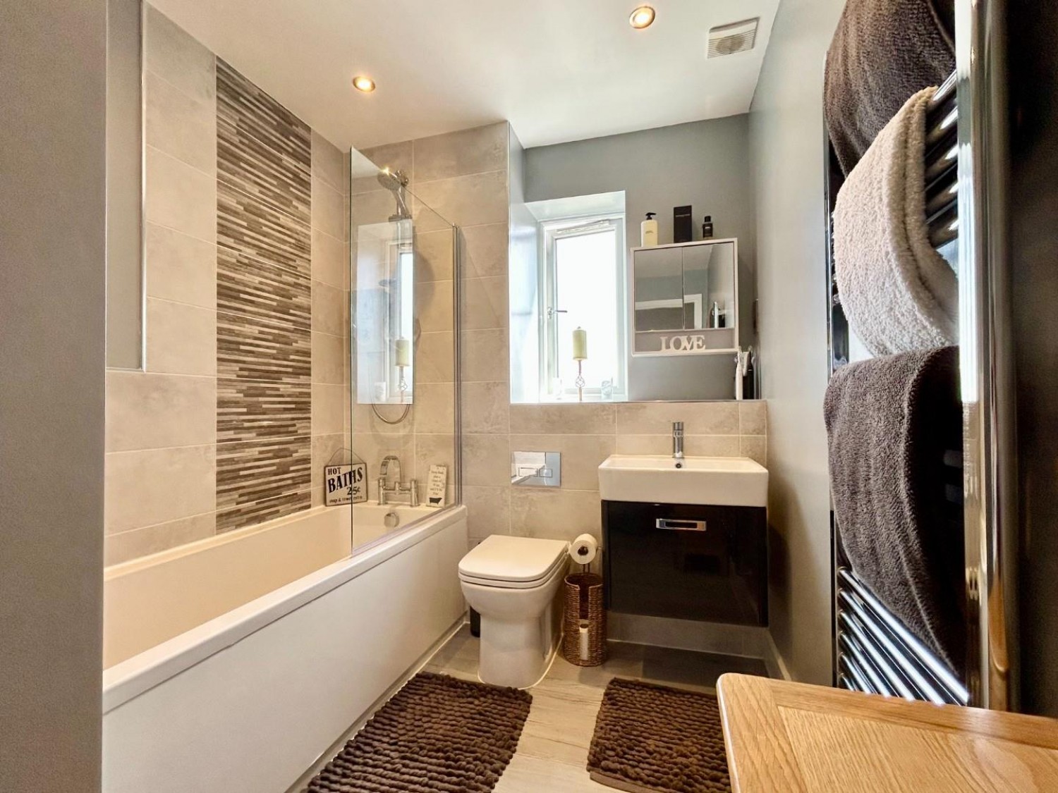2 bedroom Flat for sale in Scholeys Wharf, Mexborough