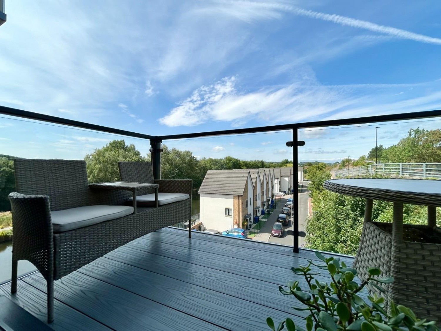 2 bedroom Flat for sale in Scholeys Wharf, Mexborough