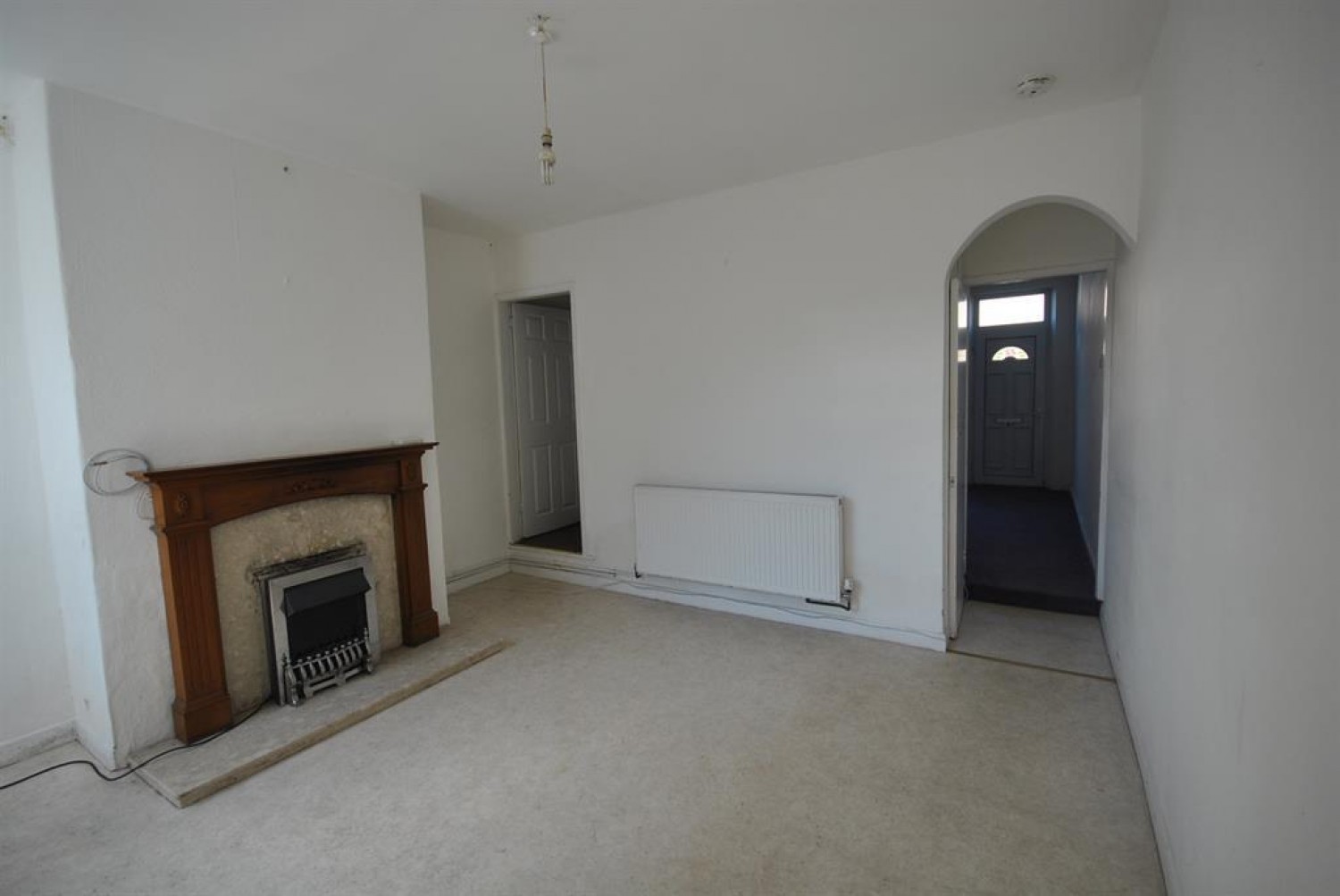 2 bedroom House to let in Chapel Road, Grassmoor, Chesterfield, S42 5EL