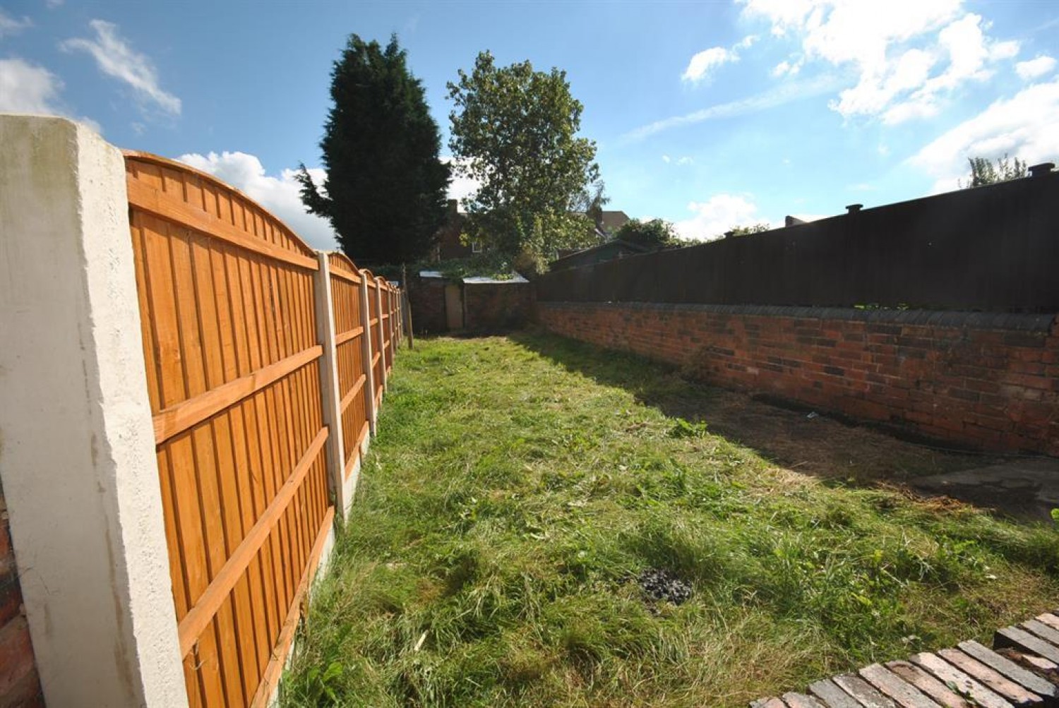 2 bedroom House to let in Chapel Road, Grassmoor, Chesterfield, S42 5EL