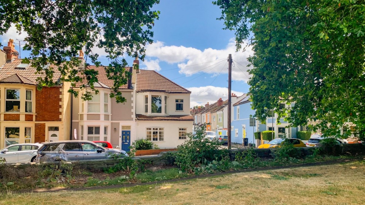 Hill Avenue, Victoria Park, BS3 4SN