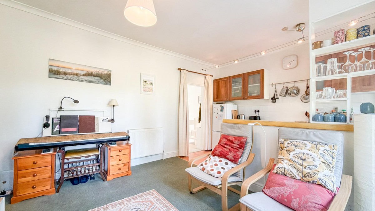 Hill Avenue, Victoria Park, BS3 4SN