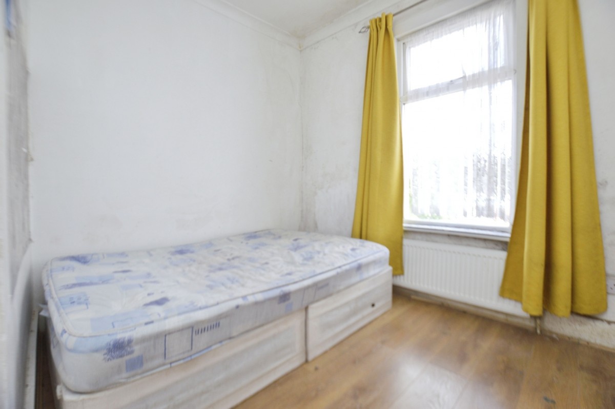 Carlyle Road, Manor Park, London, E12 6BW