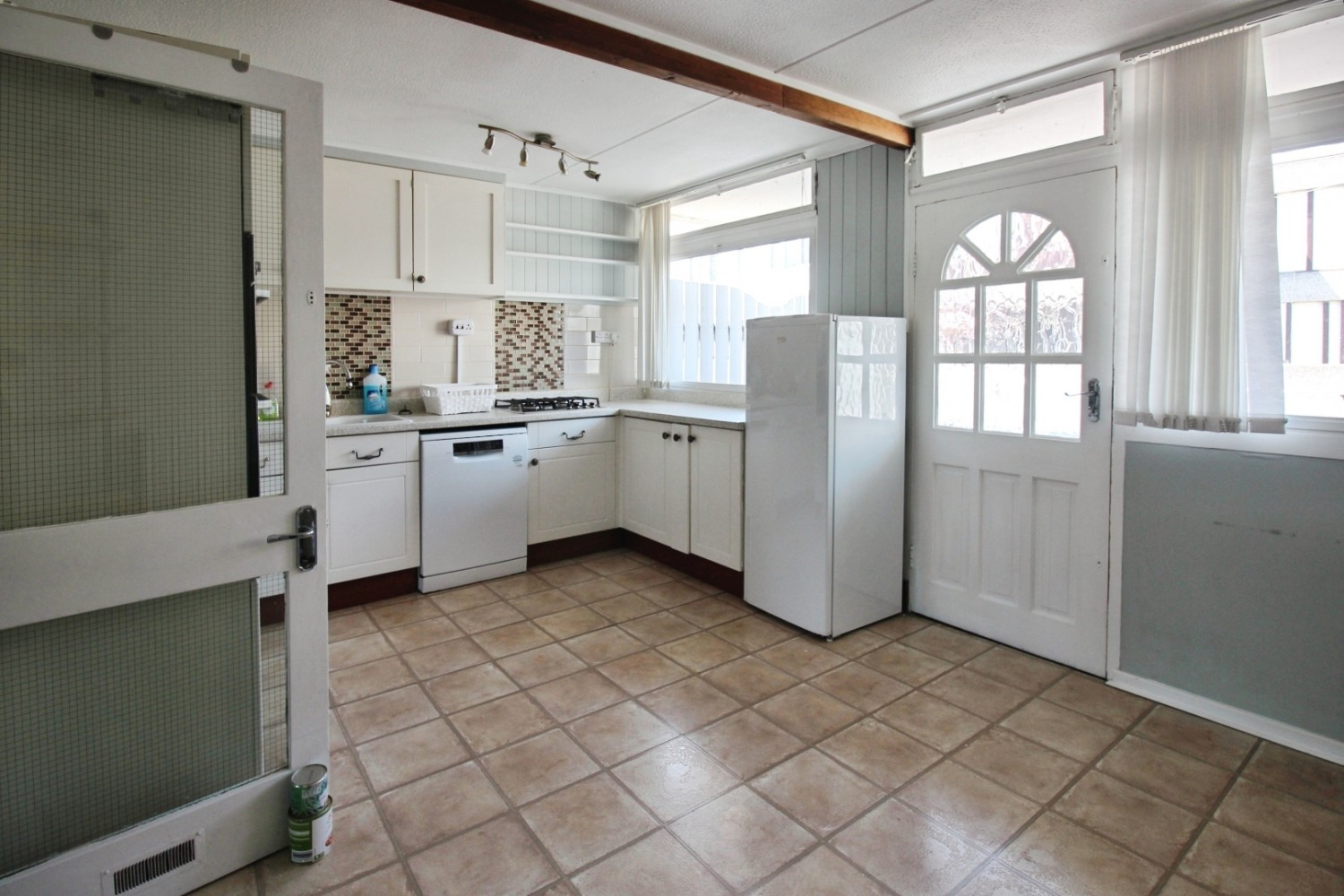 4 bedroom House for sale in Seacourt Road, London