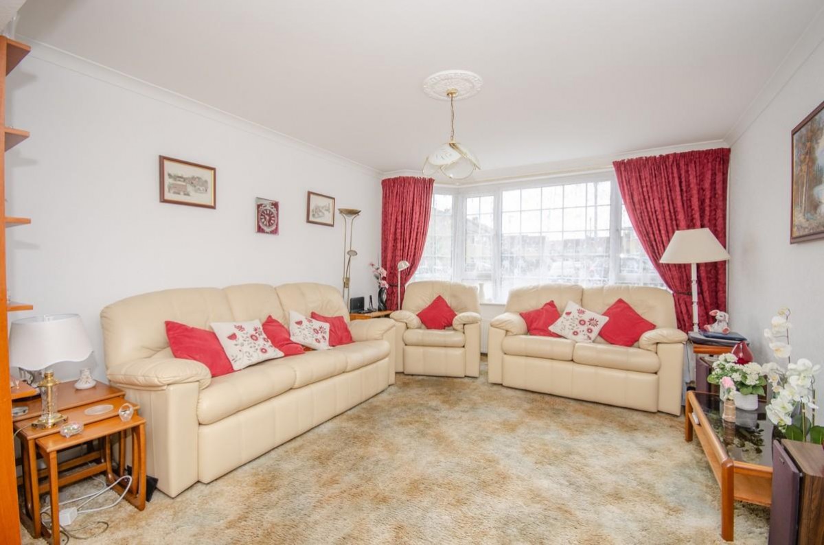 Greenleaze Close, Downend, Bristol, BS16 6LW
