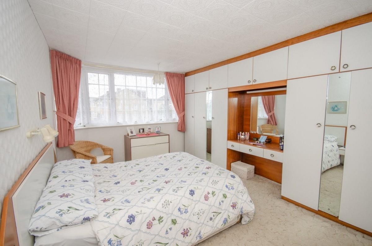 Greenleaze Close, Downend, Bristol, BS16 6LW