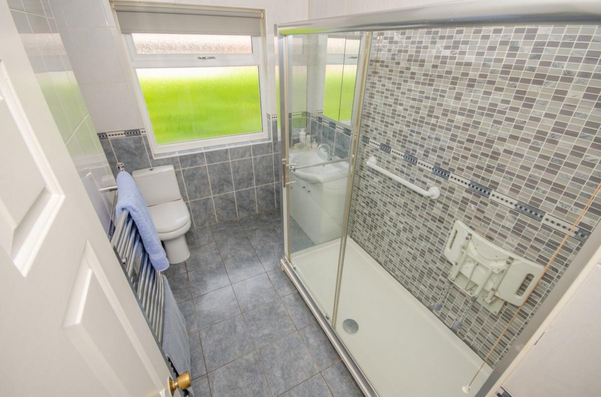 Oakdale Close, Downend, Bristol, BS16 6EB
