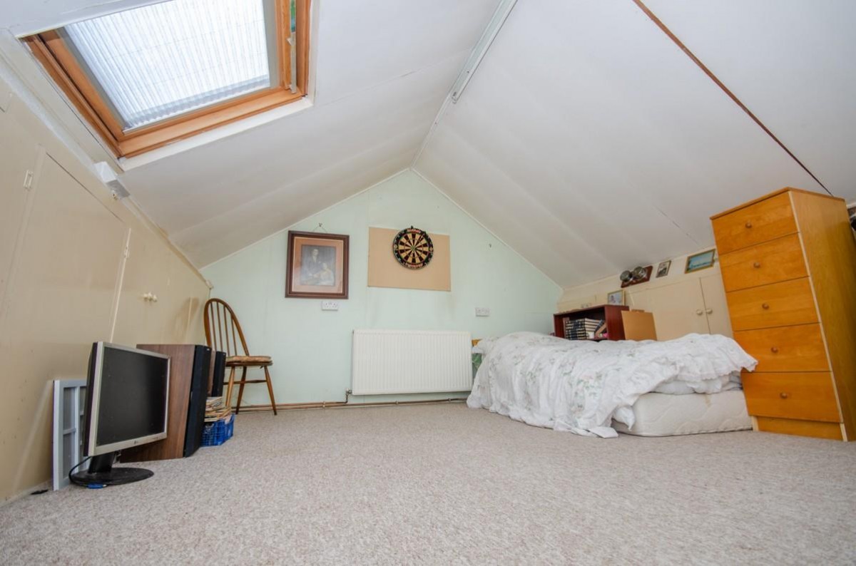 Oakdale Close, Downend, Bristol, BS16 6EB