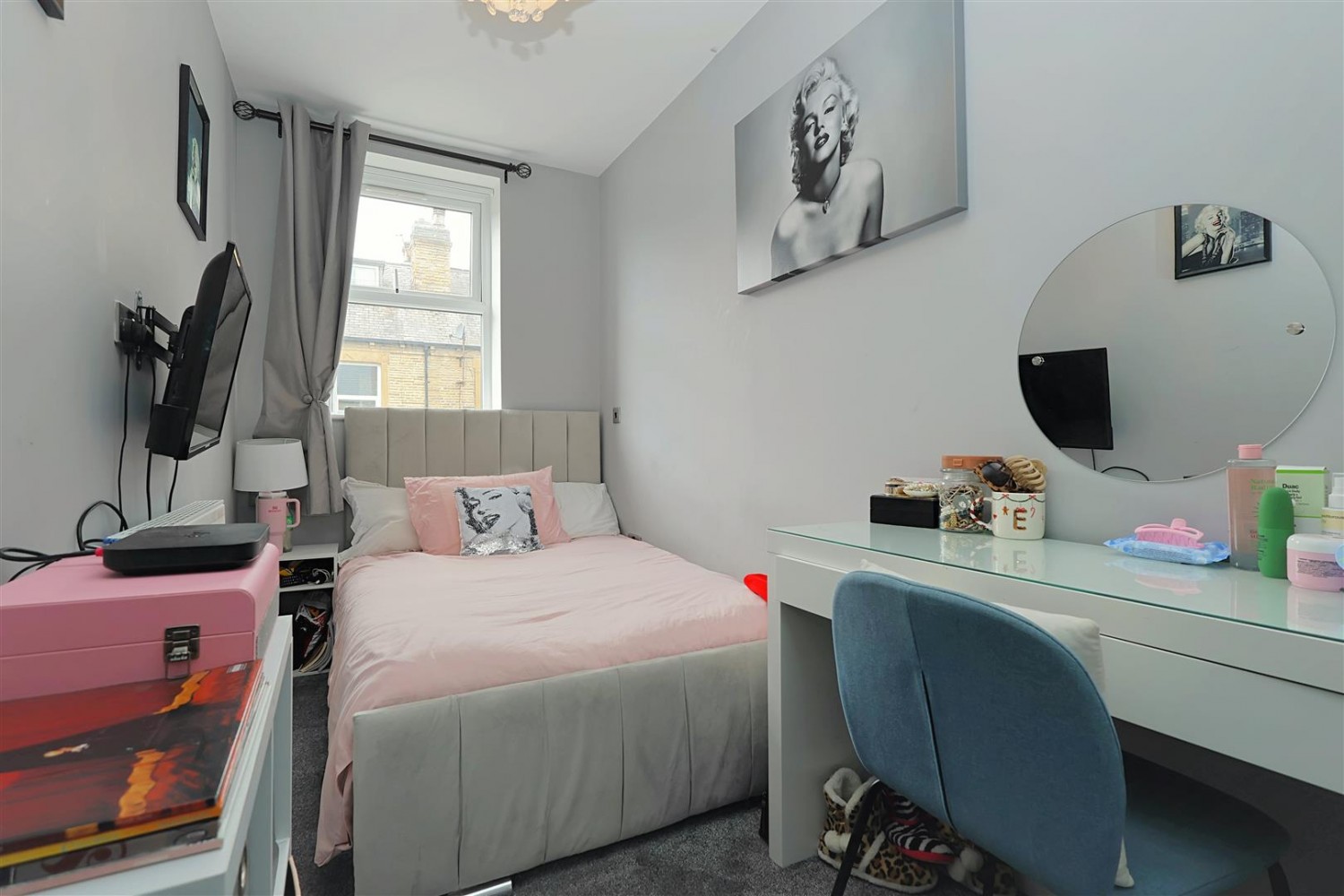 4 bedroom House for sale in South Street, Morley, Leeds