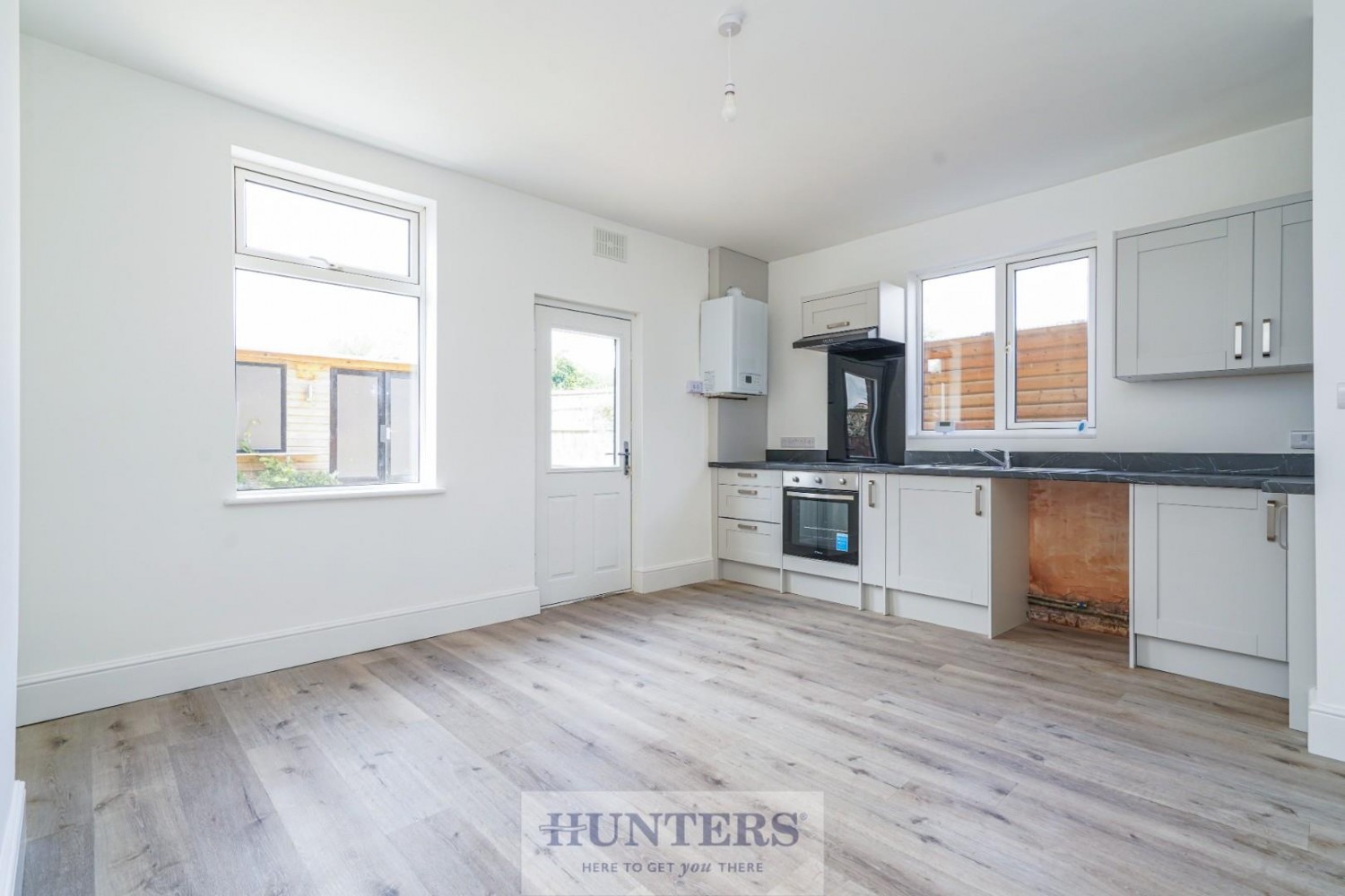2 bedroom House for sale in Doncaster Road, Brayton, Selby