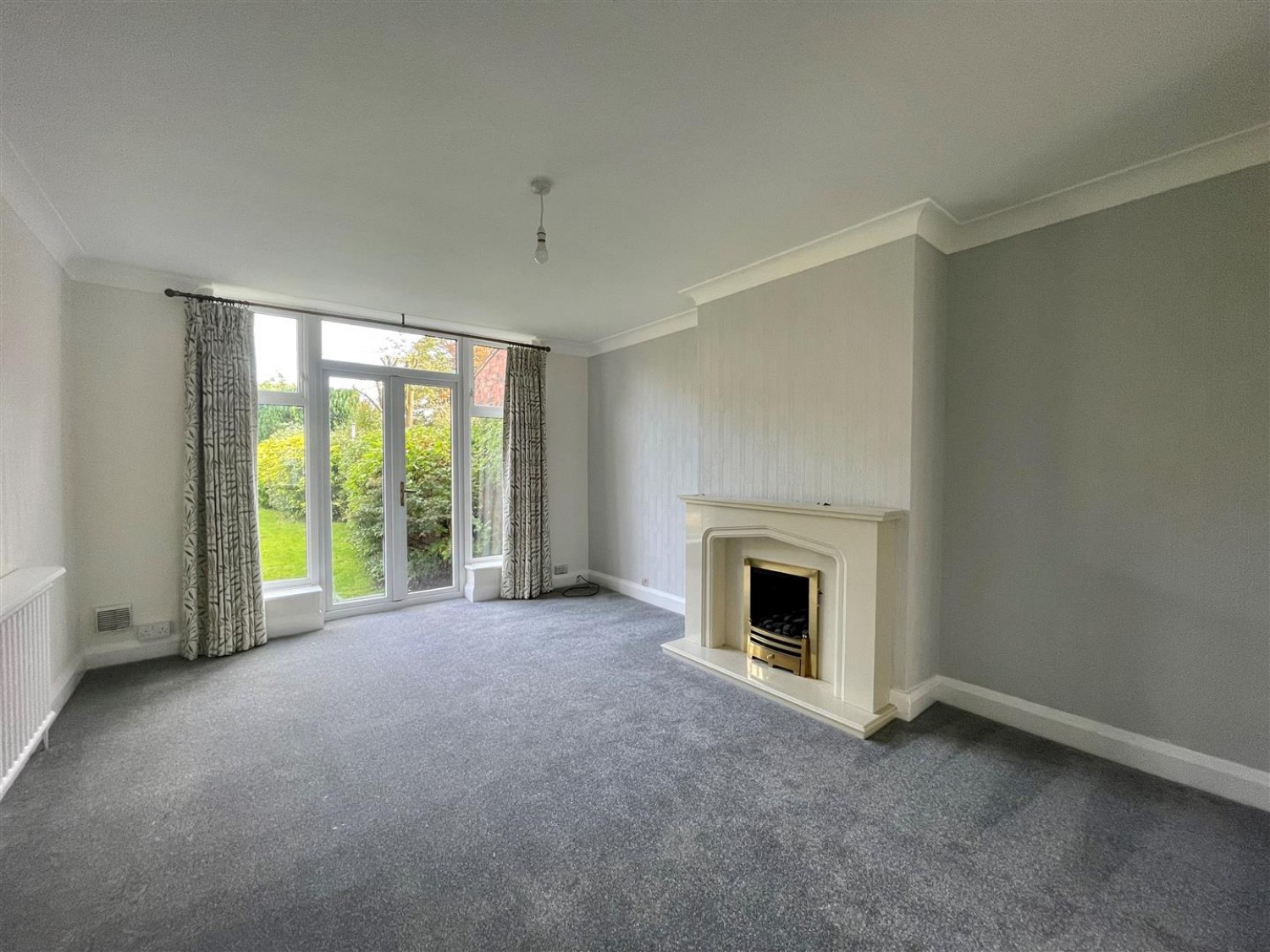 3 bedroom House to let in St. Helens Road, Solihull B91 2DA