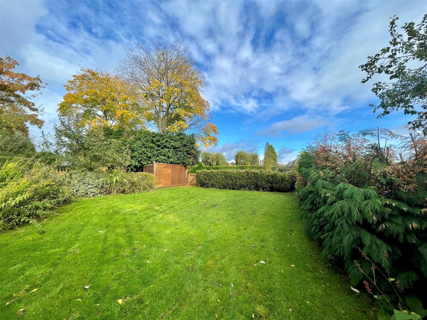 3 bedroom House to let in St. Helens Road, Solihull B91 2DA