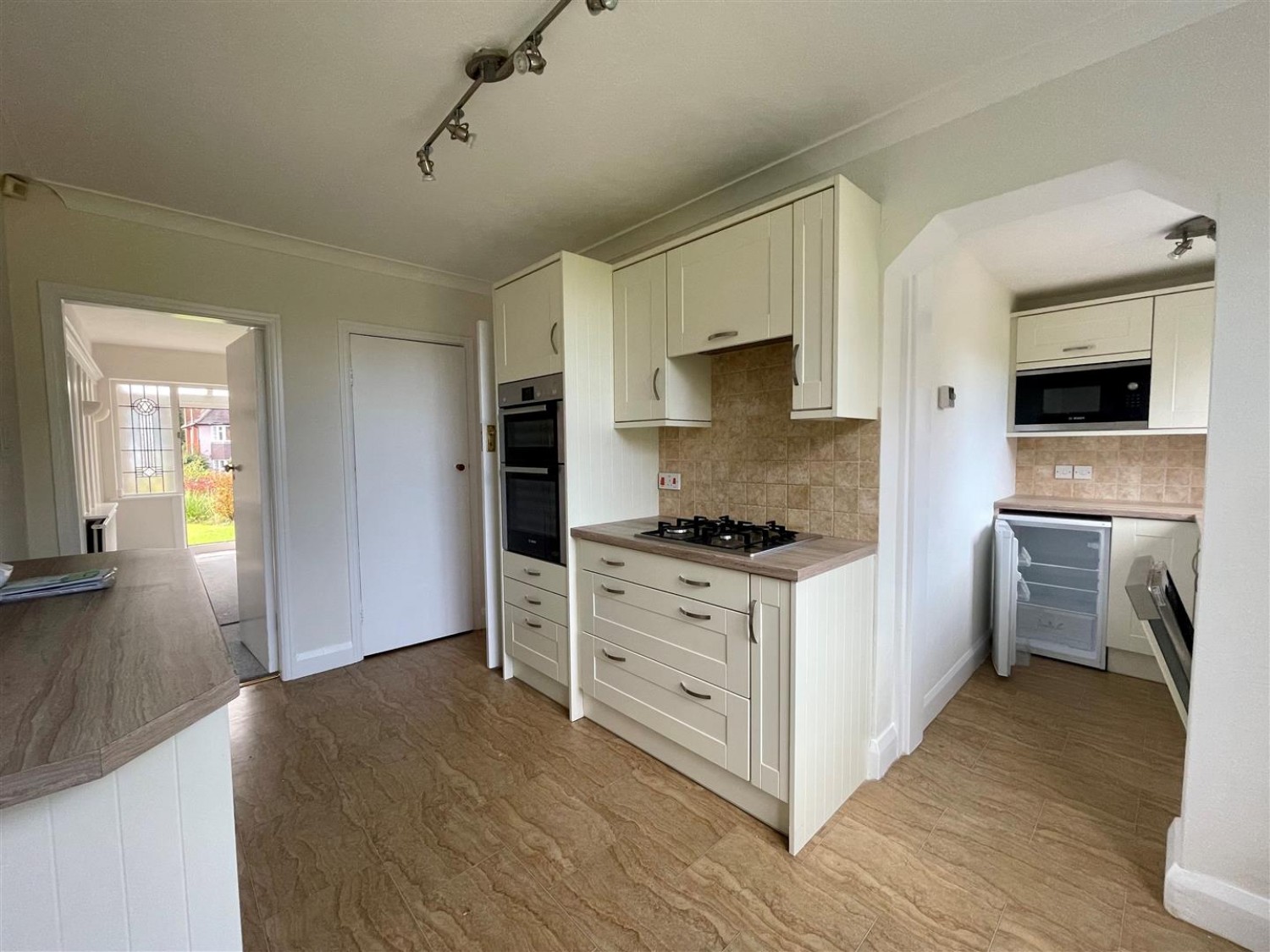 3 bedroom House to let in St. Helens Road, Solihull B91 2DA