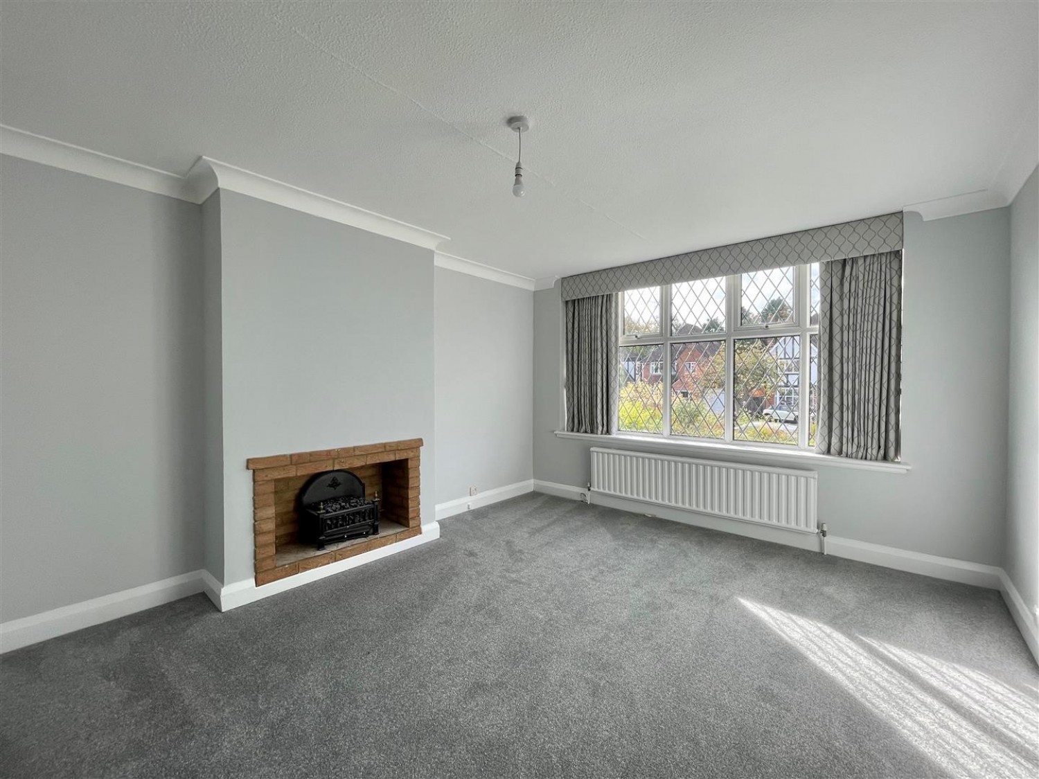 3 bedroom House to let in St. Helens Road, Solihull B91 2DA