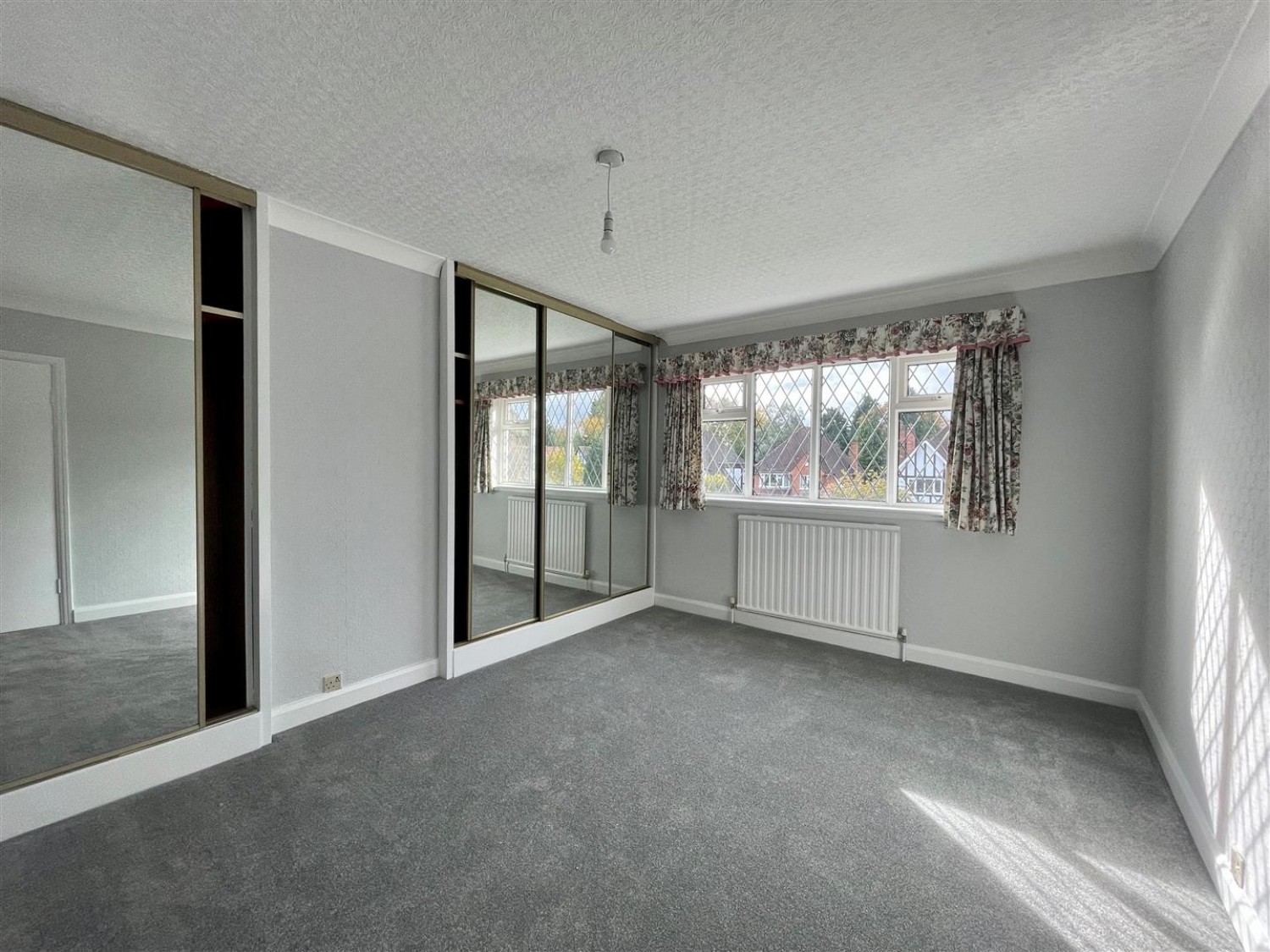 3 bedroom House to let in St. Helens Road, Solihull B91 2DA