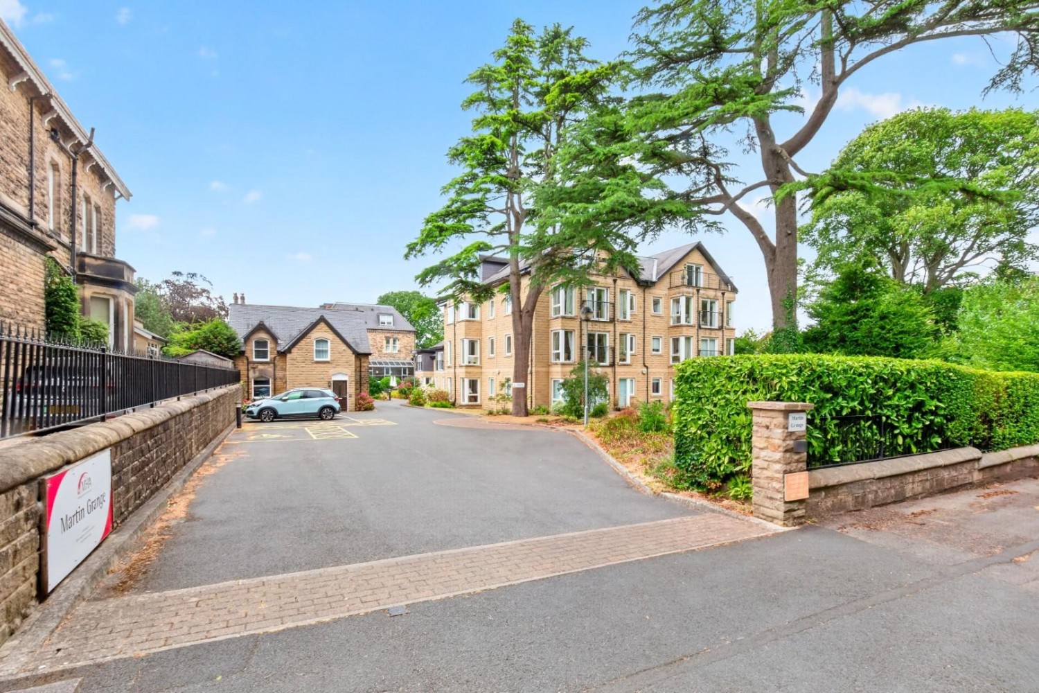 2 bedroom Flat for sale in Martin Grange, Otley Road, Harrogate