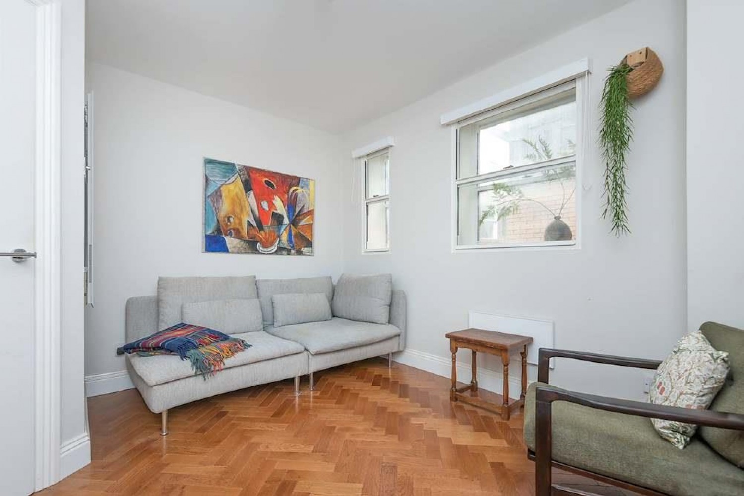 1 bedroom Flat to let in Botolph Alley, London EC3R