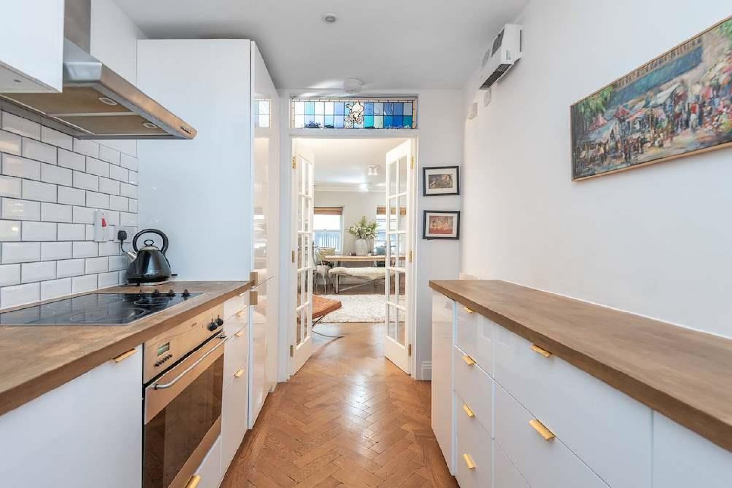 1 bedroom Flat to let in Botolph Alley, London EC3R