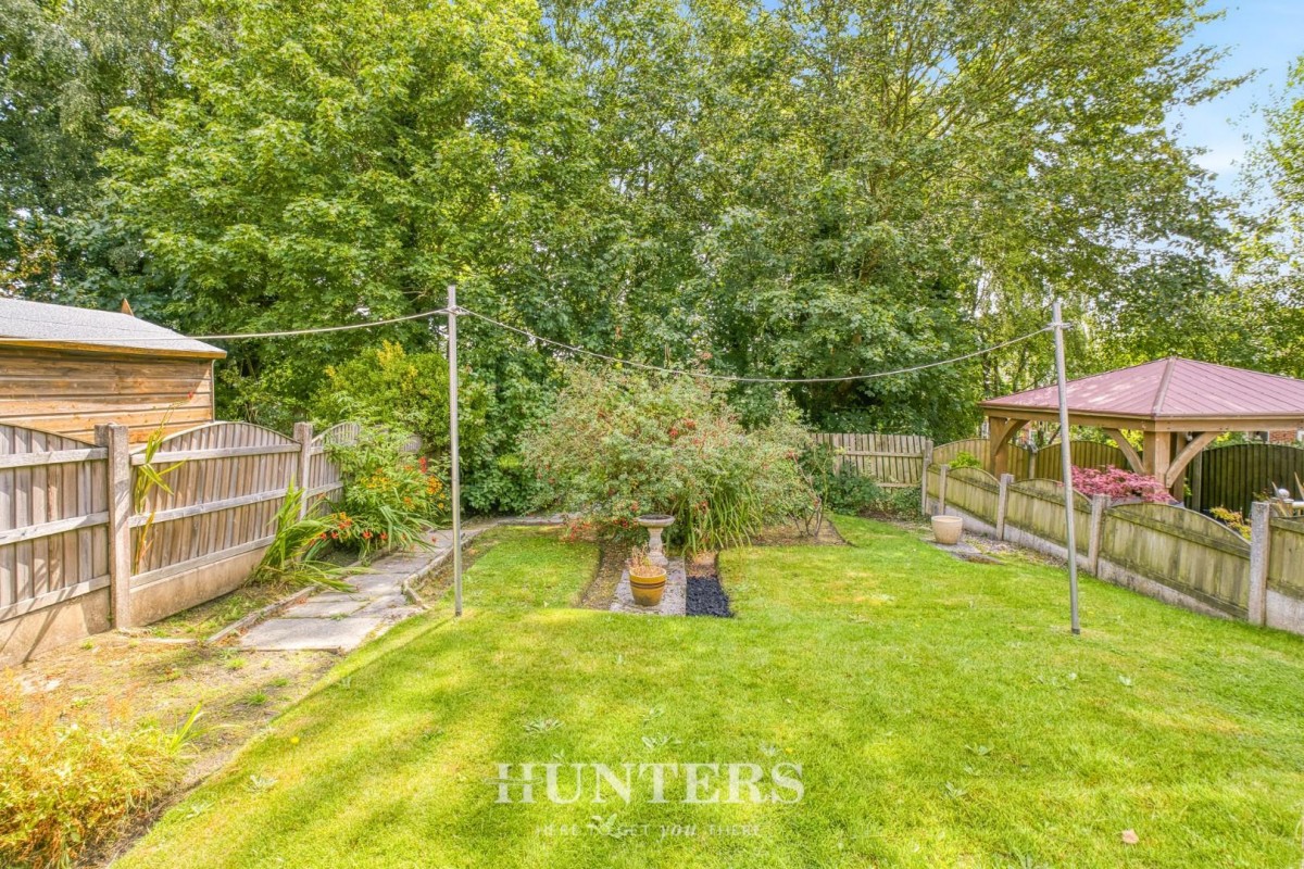 Furness Road, Middleton, Manchester, M24