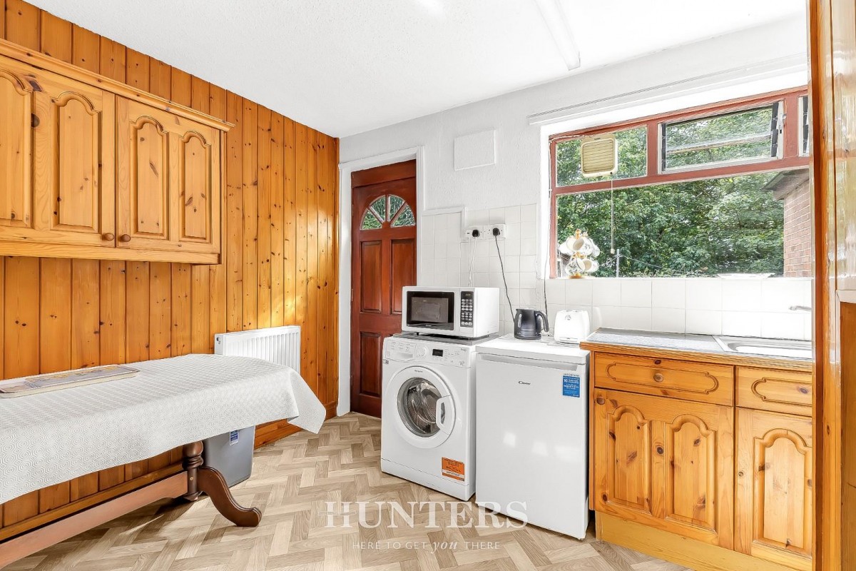 Furness Road, Middleton, Manchester, M24