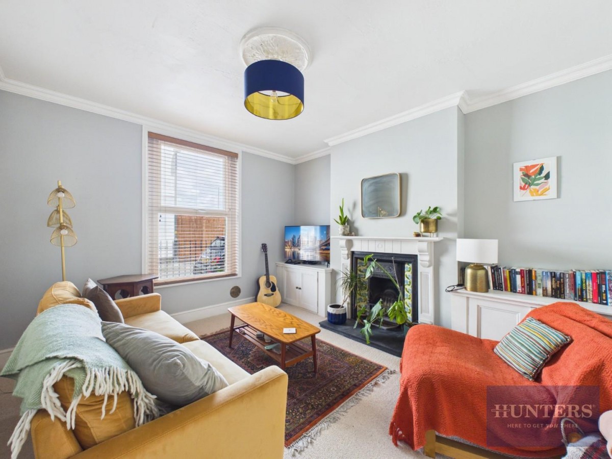 Upper Bath Street, Leckhampton