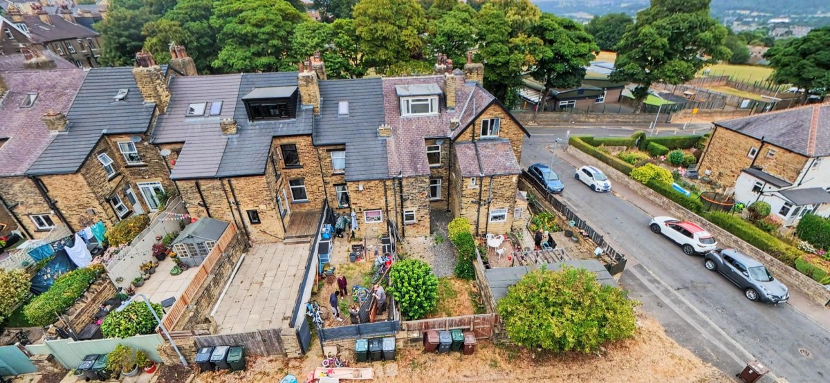 Hall Road Bradford, BD2 2DU
