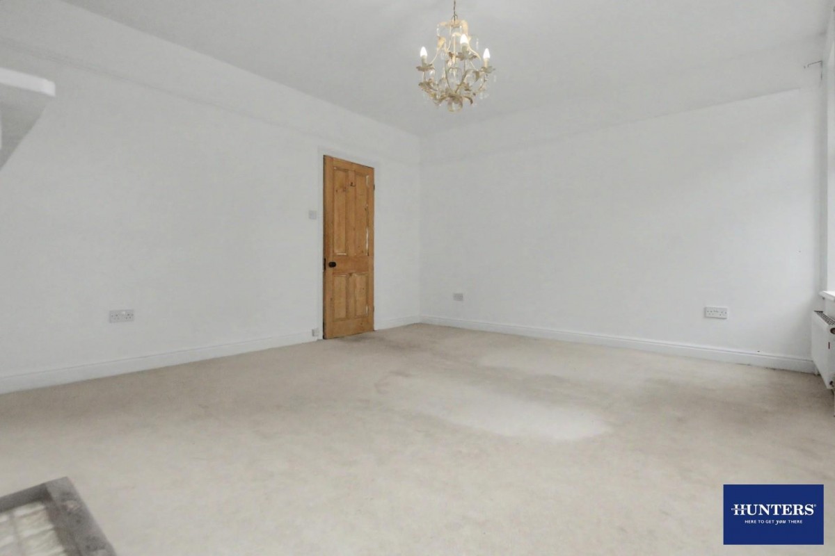 Hall Road Bradford, BD2 2DU