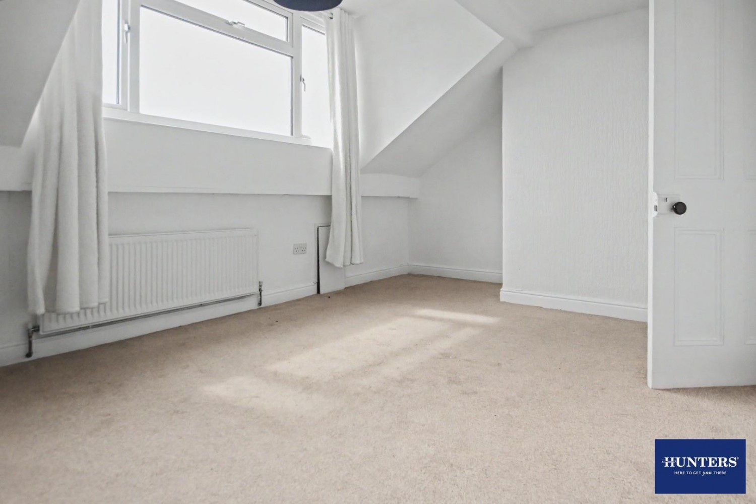 4 bedroom House for sale in Hall Road Bradford, BD2 2DU