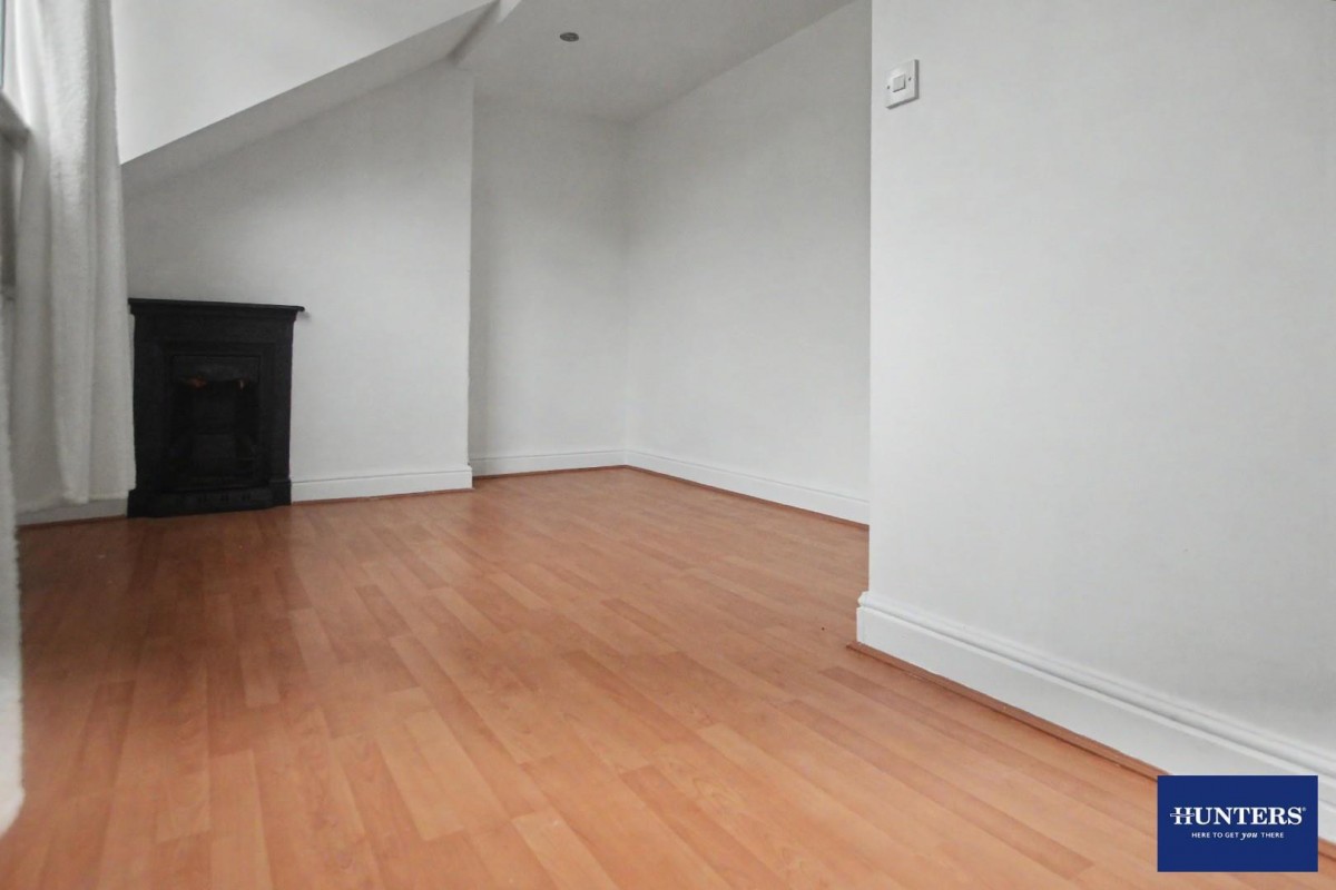 Hall Road Bradford, BD2 2DU