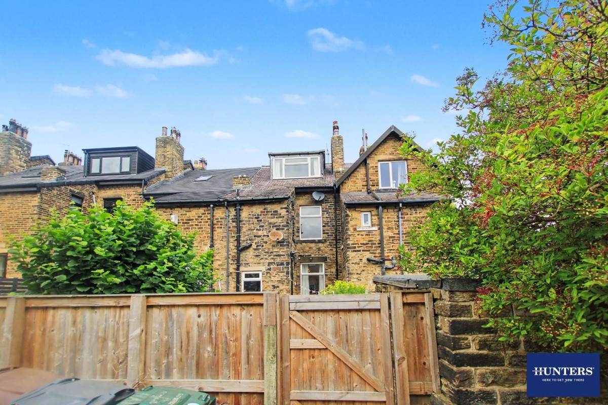 Hall Road Bradford, BD2 2DU
