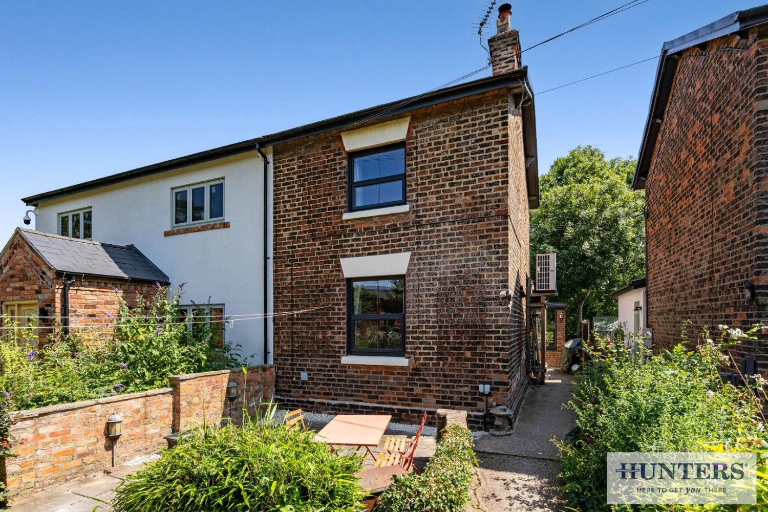 2 bedroom House for sale in Station Cottages, Temple Hirst, Selby
