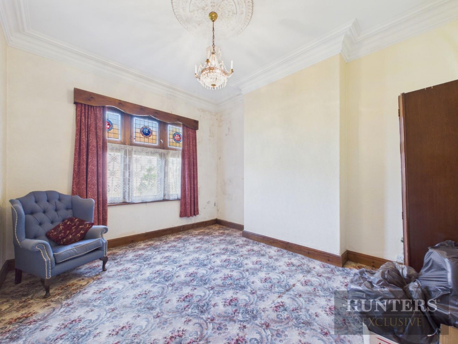 8 bedroom House for sale in Valley Road, Scarborough