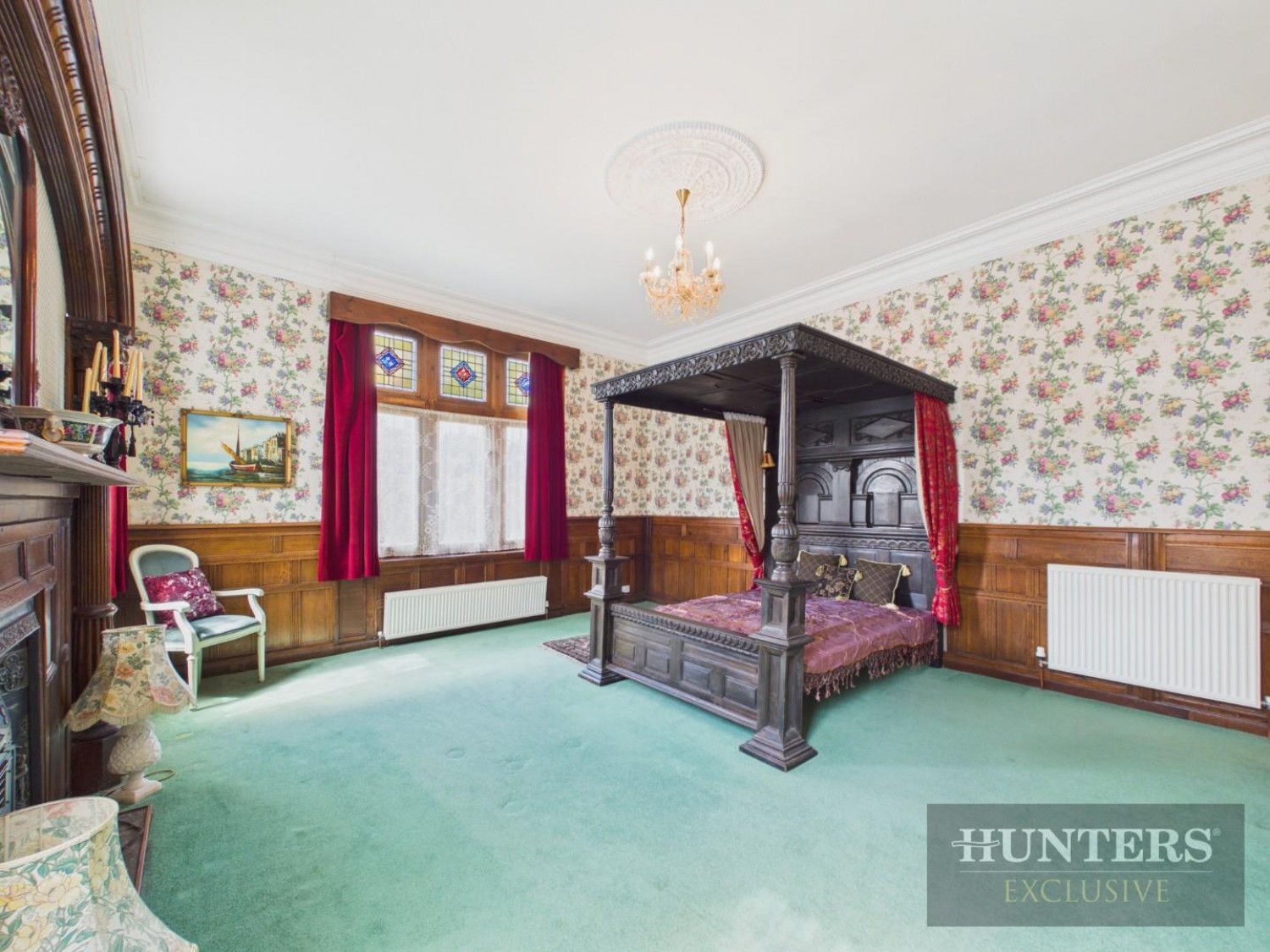 8 bedroom House for sale in Valley Road, Scarborough