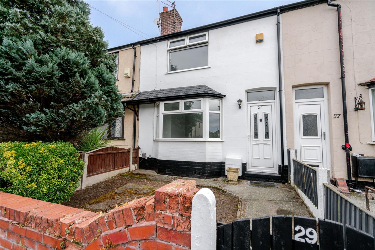 2 bedroom House for sale in East Avenue, Warrington