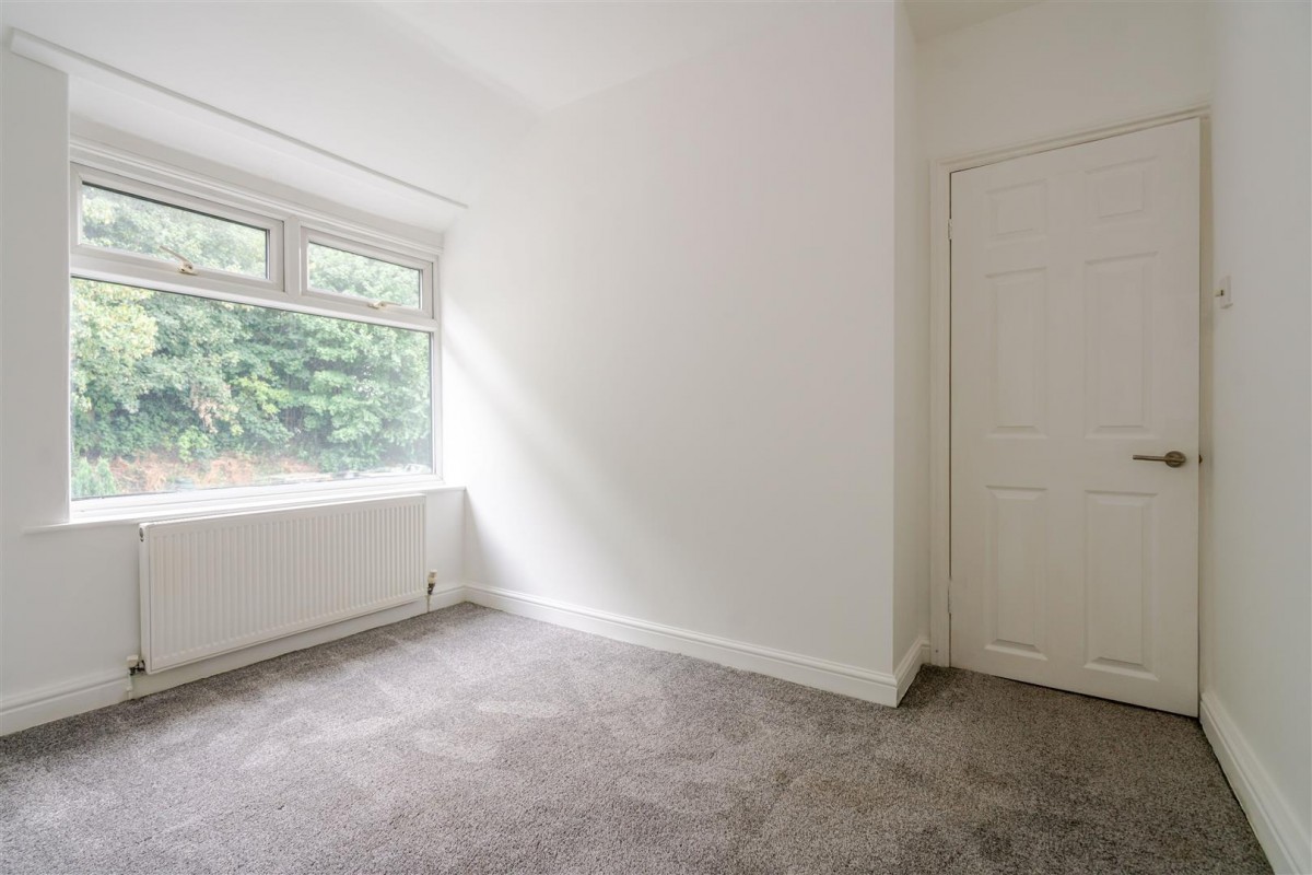 East Avenue, Warrington