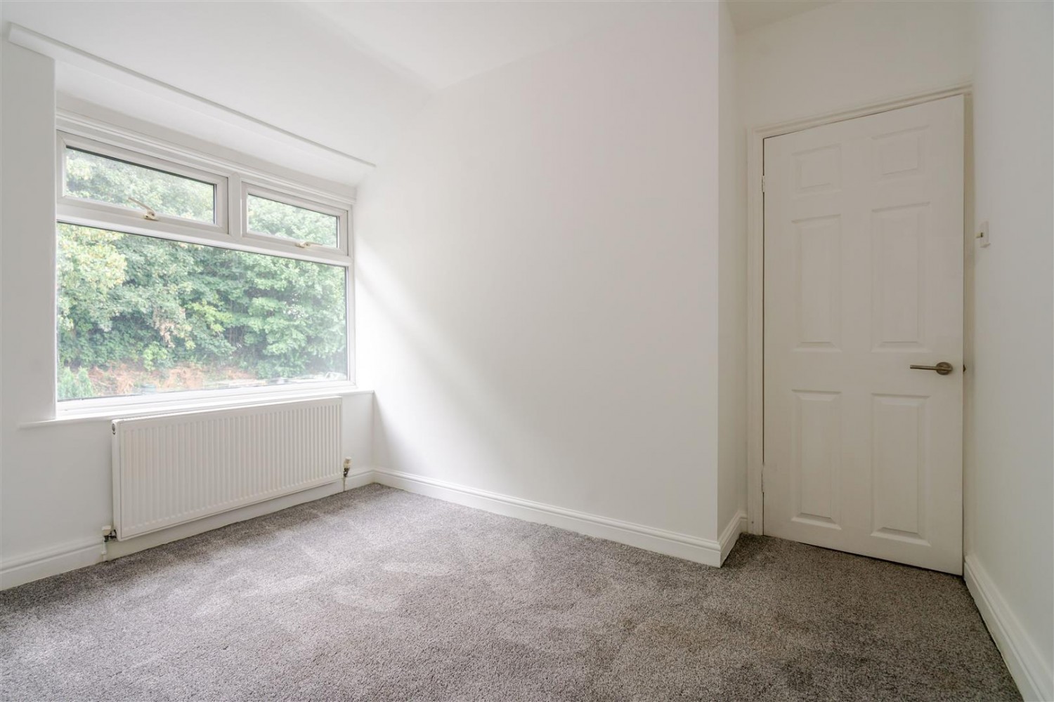 2 bedroom House for sale in East Avenue, Warrington