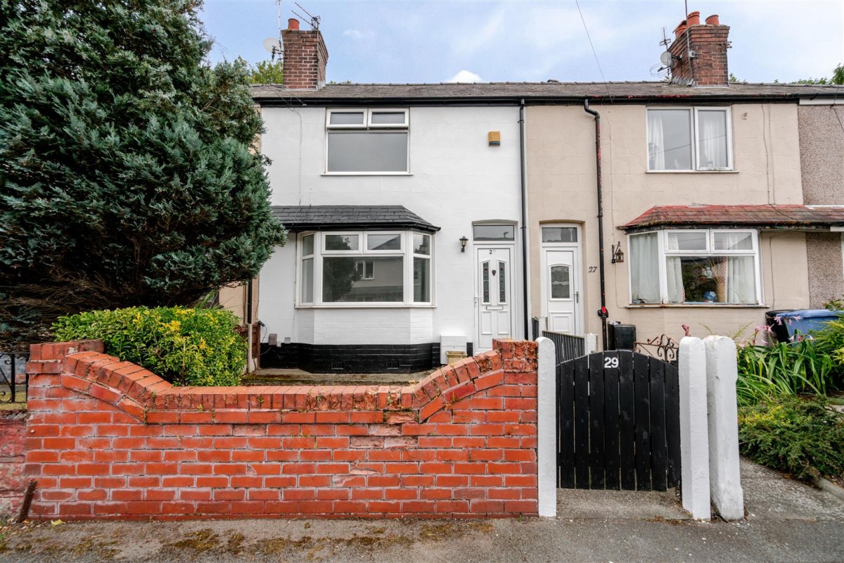 East Avenue, Warrington
