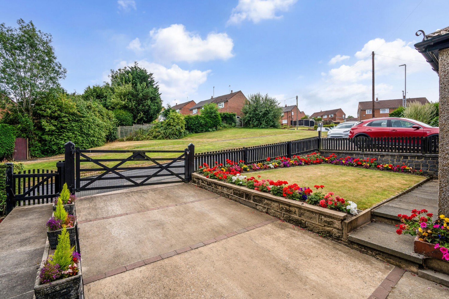 3 bedroom House for sale in St. James Avenue, Horsforth, Leeds