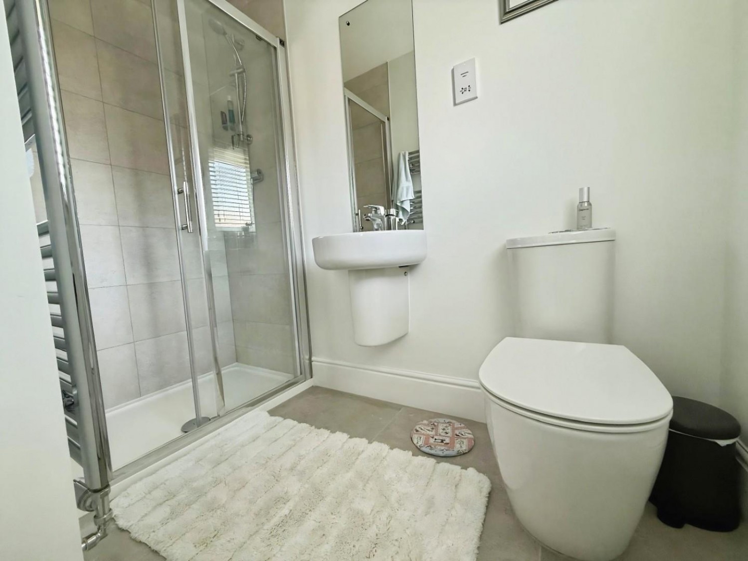 3 bedroom House for sale in Alton Close, Amington, Tamworth