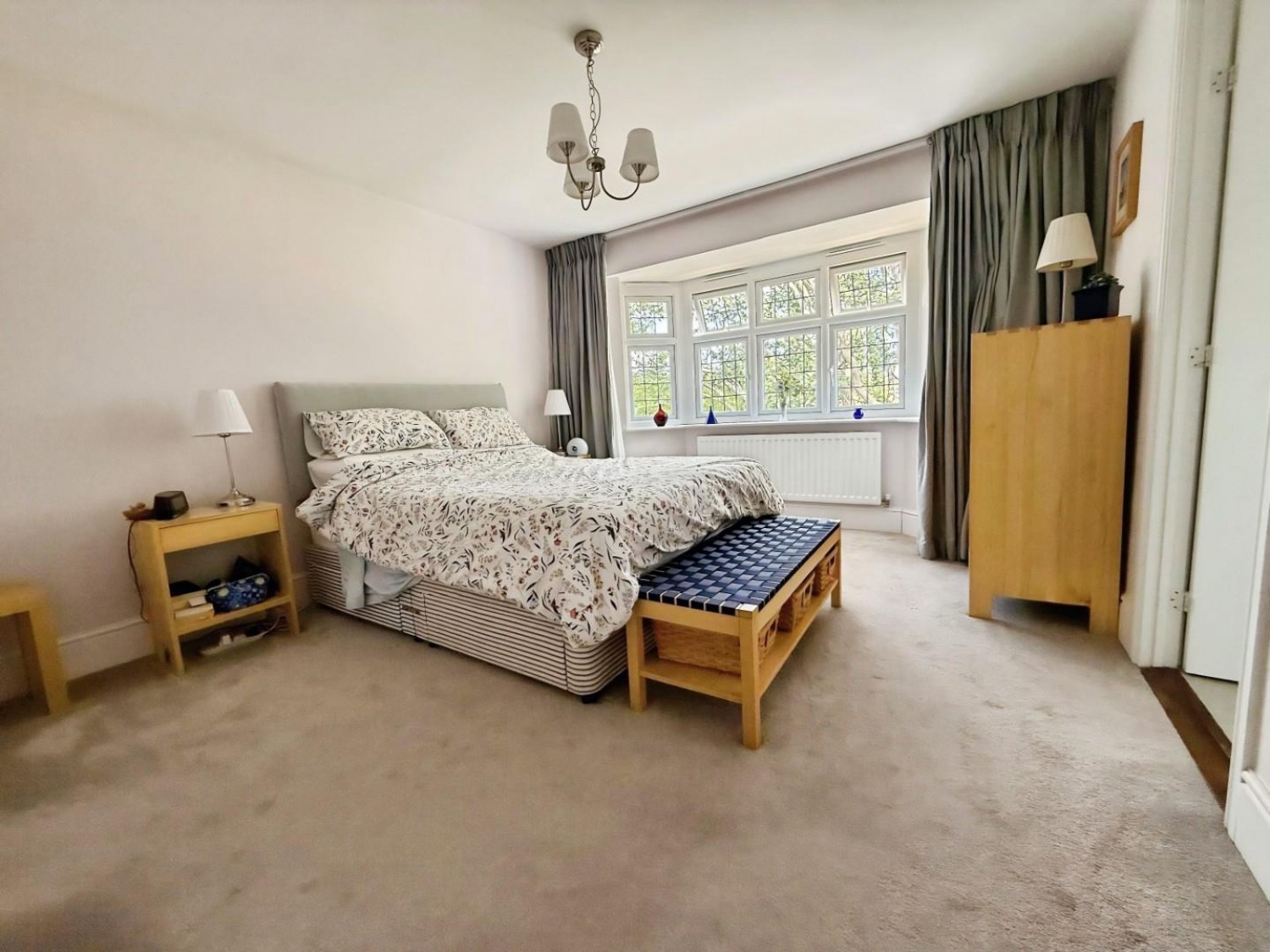 3 bedroom House for sale in Alton Close, Amington, Tamworth