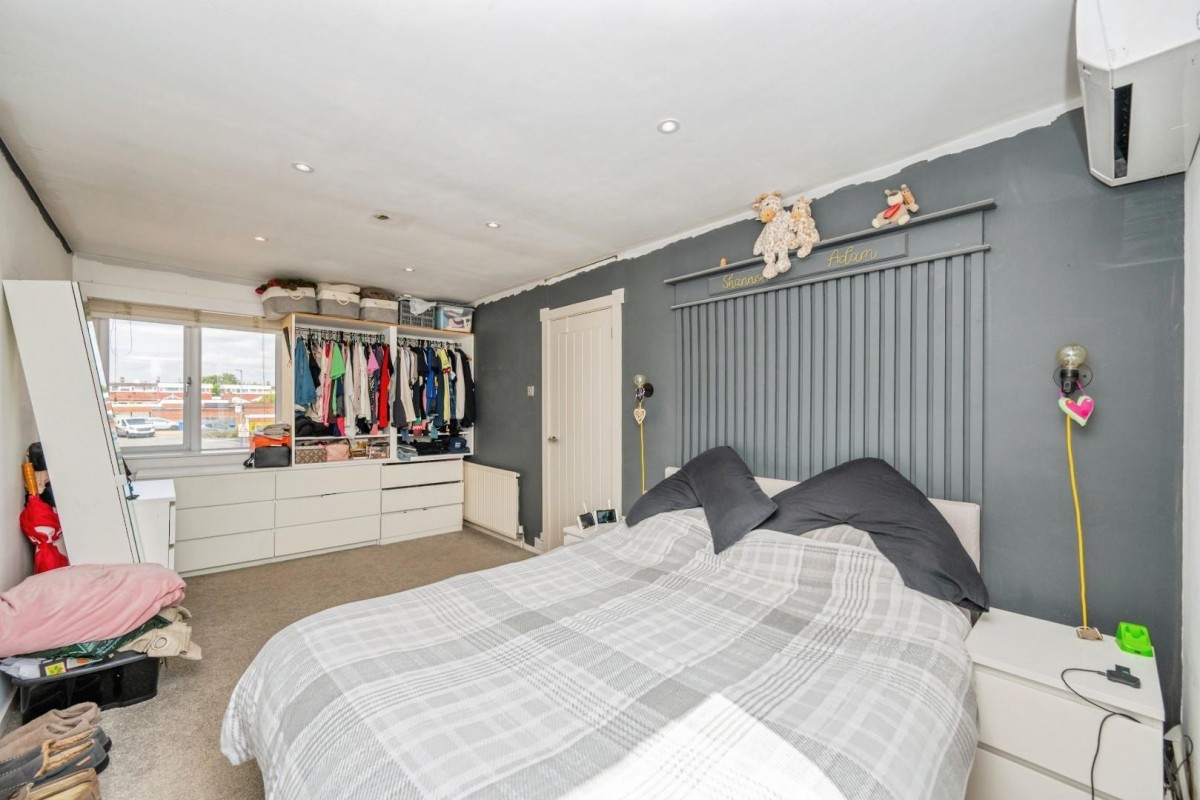 Clifton Avenue, Tamworth