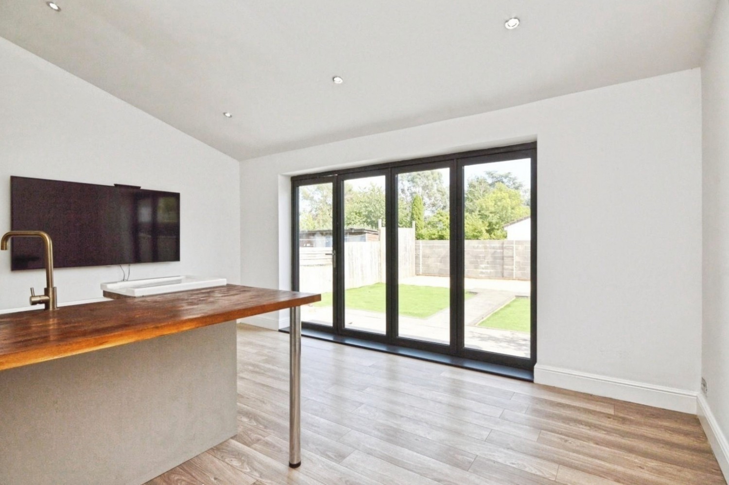 3 bedroom House for sale in Burfoote Gardens, Bristol