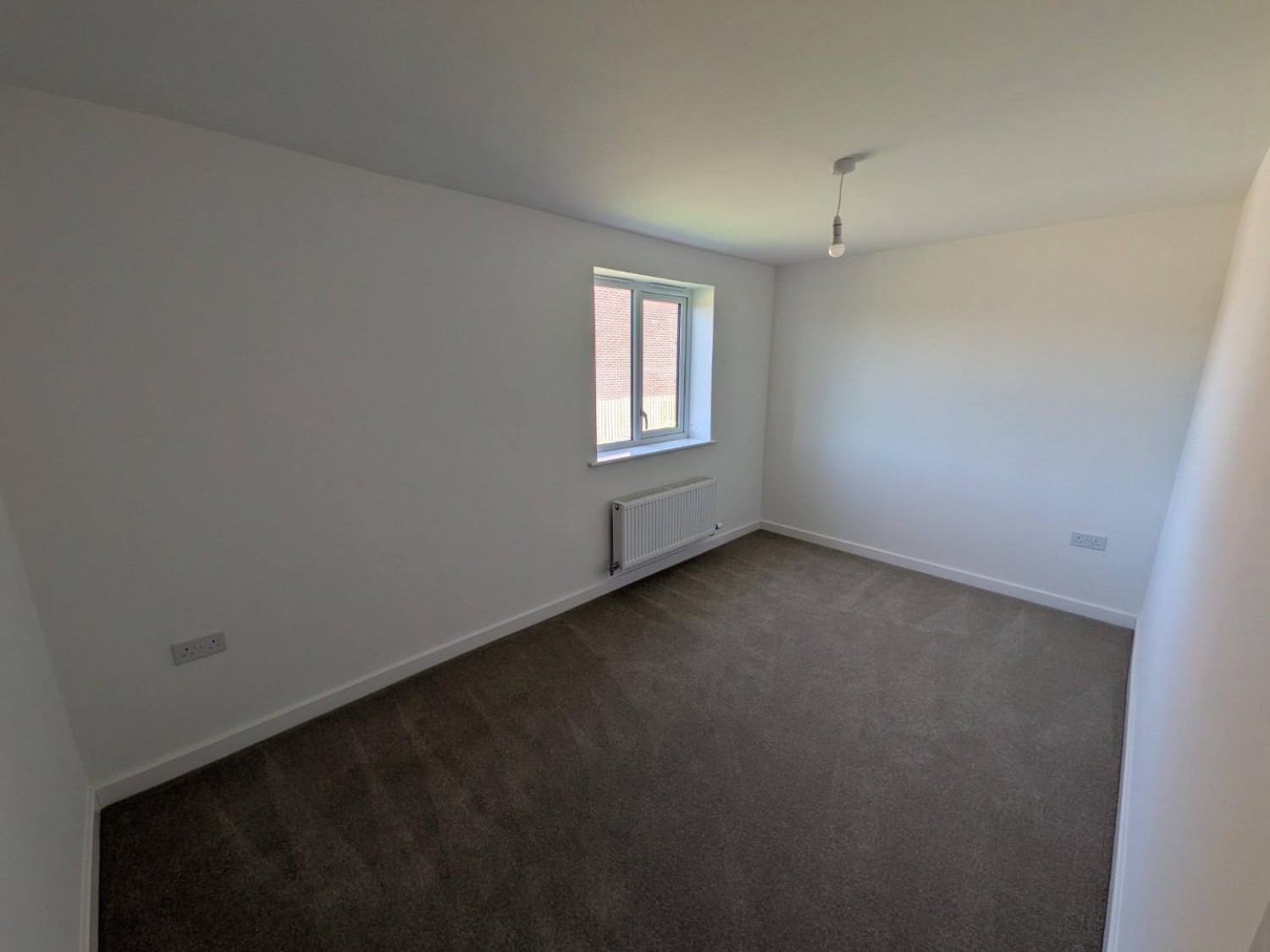 4 bedroom House to let in 11 Rhodes Avenue, Workington