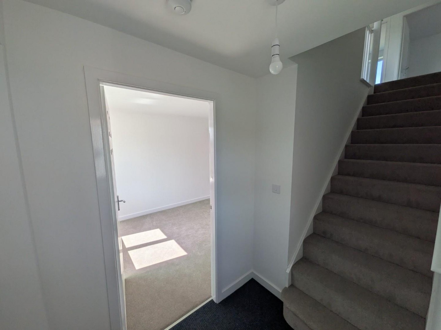 4 bedroom House to let in 11 Rhodes Avenue, Workington