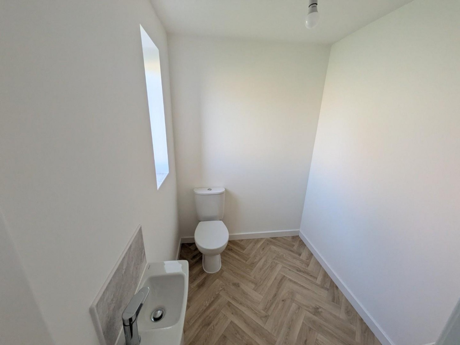 4 bedroom House to let in 11 Rhodes Avenue, Workington