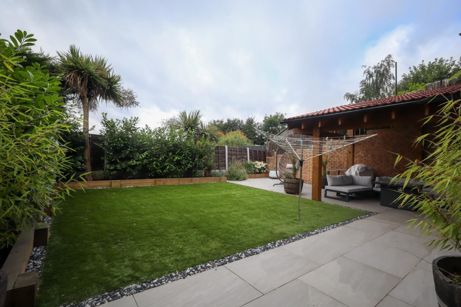 3 bedroom House for sale in Sparrowfield Close, Carrbrook, Stalybridge