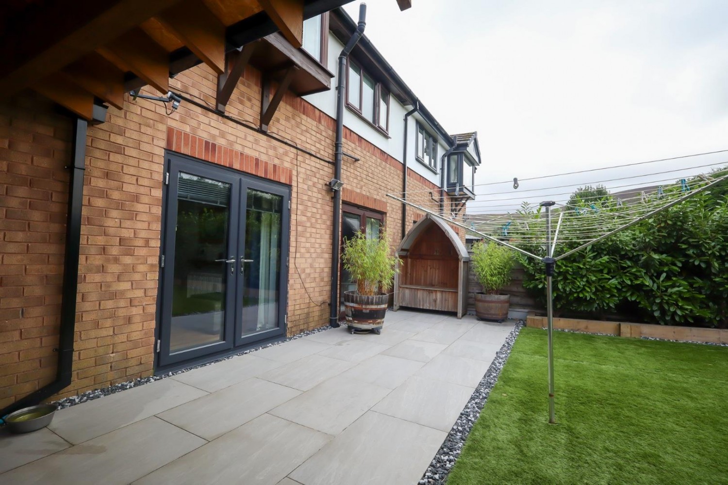 3 bedroom House for sale in Sparrowfield Close, Carrbrook, Stalybridge